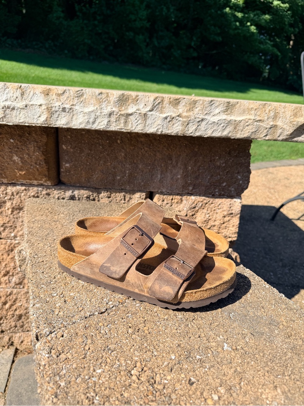 Birkenstock Arizona Sandals in Oiled Leather Tobacco - Picture 3 of 7